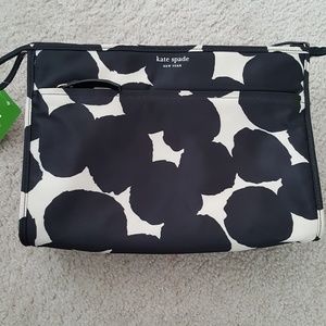 Brand new Kate Spade large heddy
